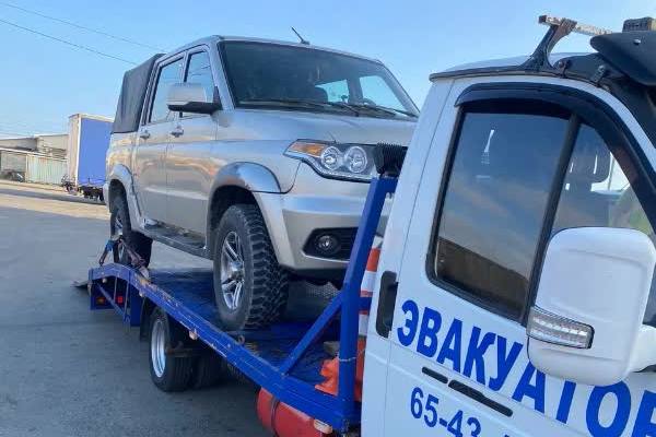 Эвакуатор на выезде в Ставрополе